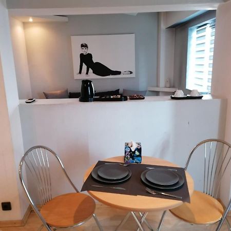 Ariana Apartment By EasyBucureşti Eksteriør bilde